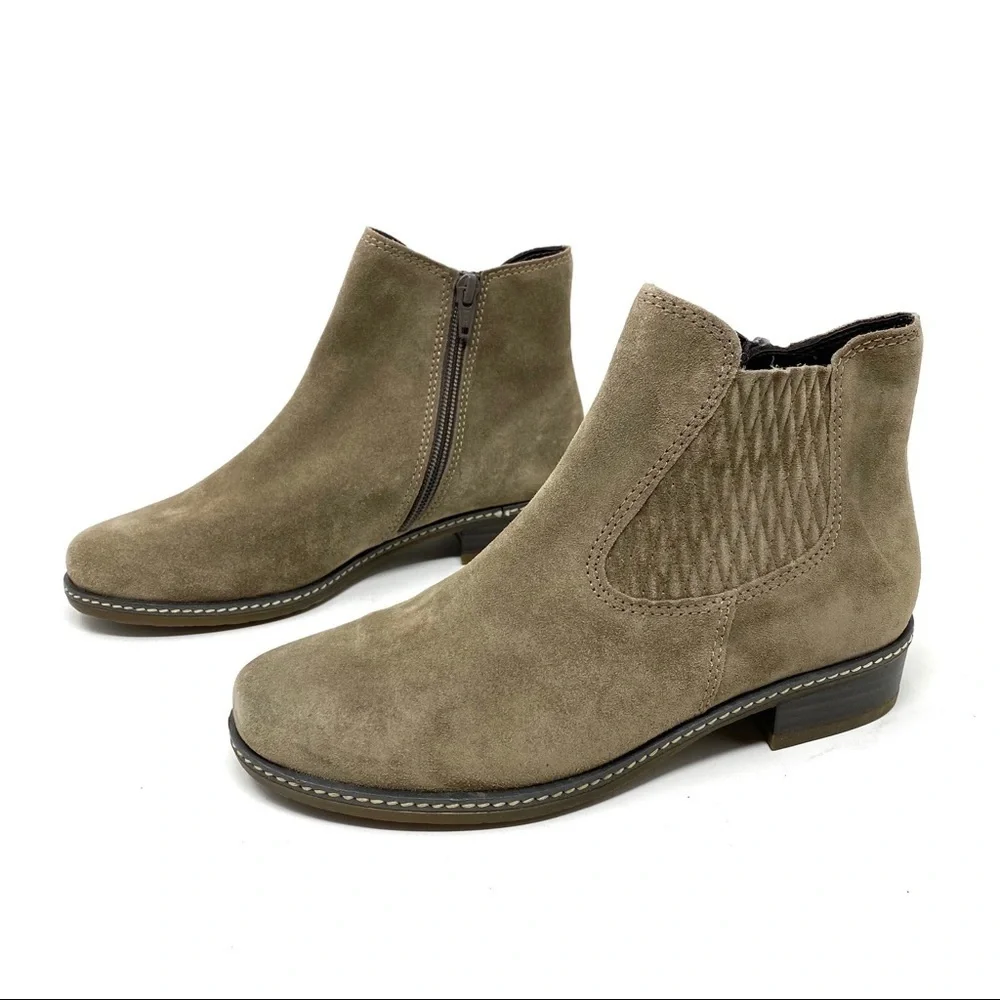 Gabor beige suede women’s Chelsea ankle boots